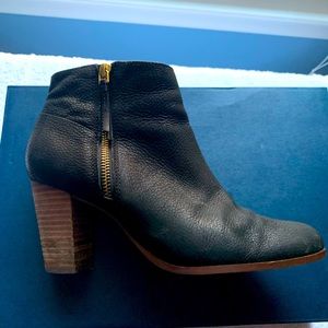 Cole Hanan Davenport Bootie II 7.5 black